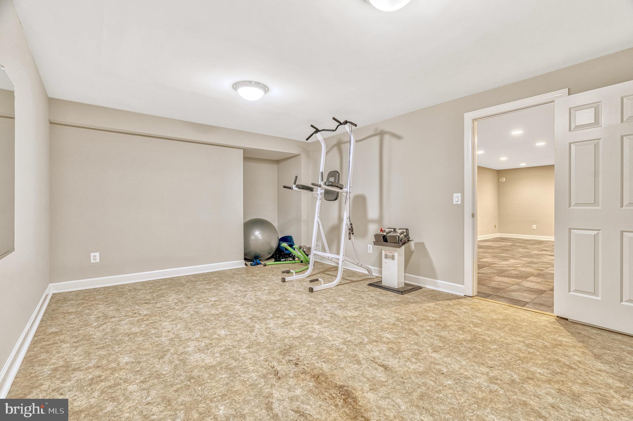 SOUTH RIDING - Residential