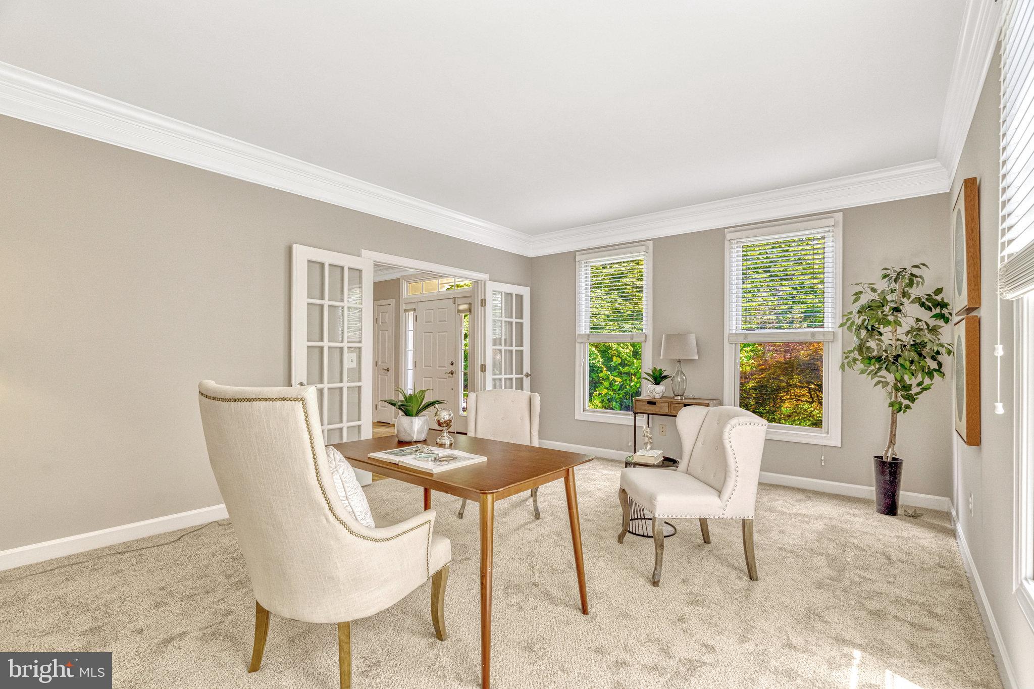 SOUTH RIDING - Residential