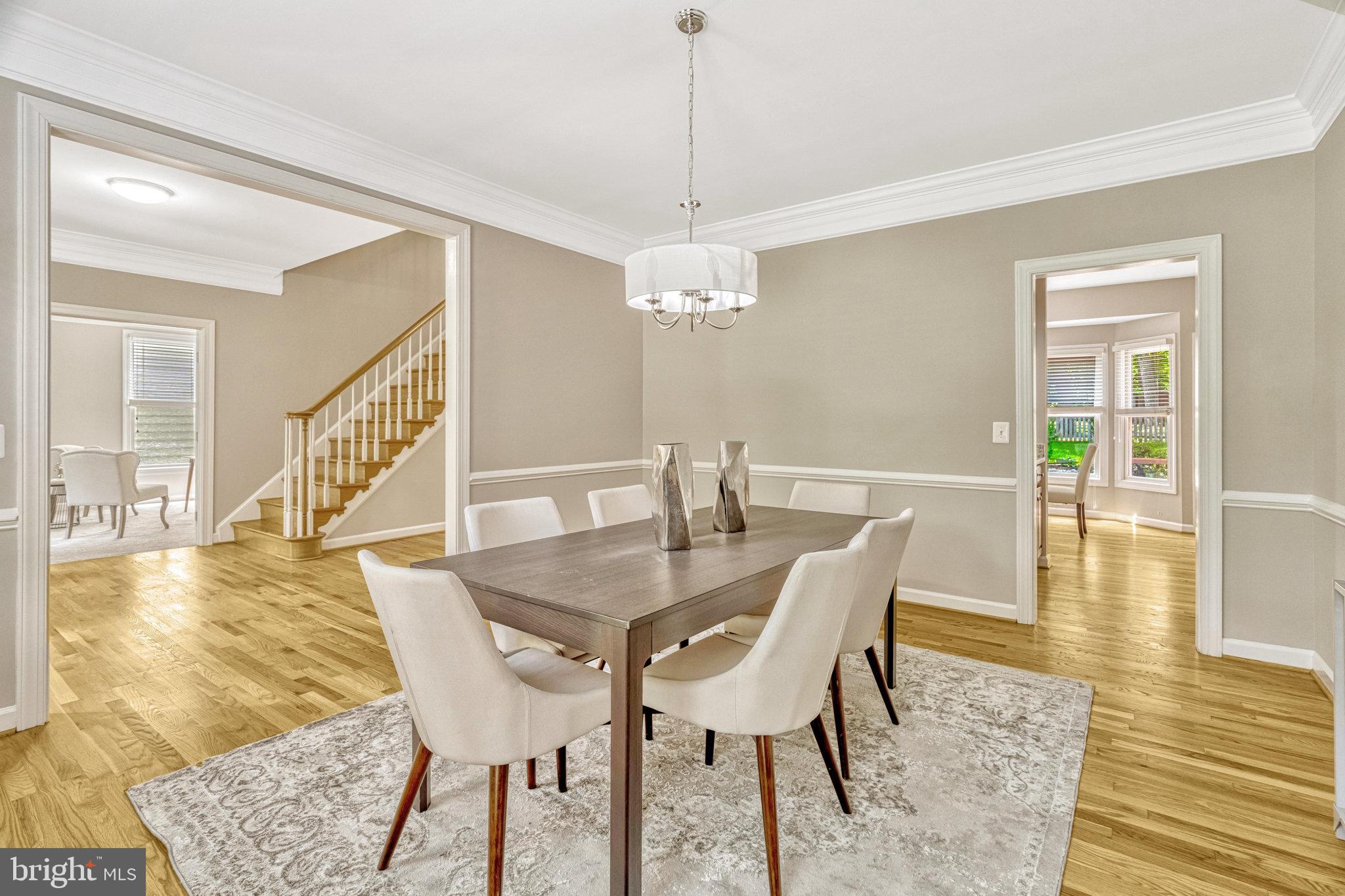 SOUTH RIDING - Residential