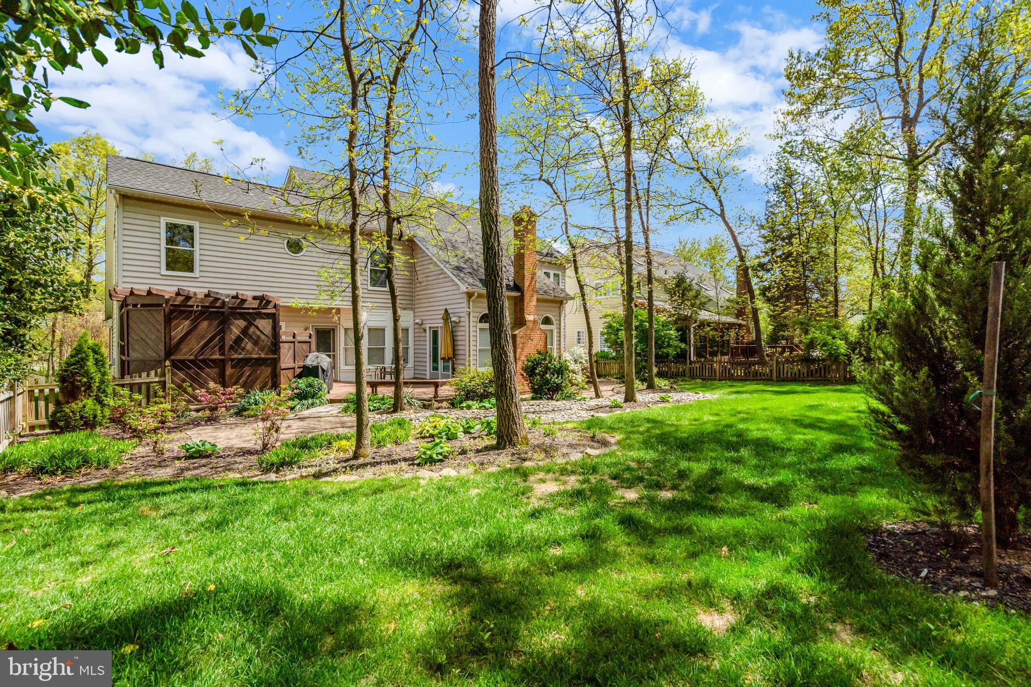 SOUTH RIDING - Residential