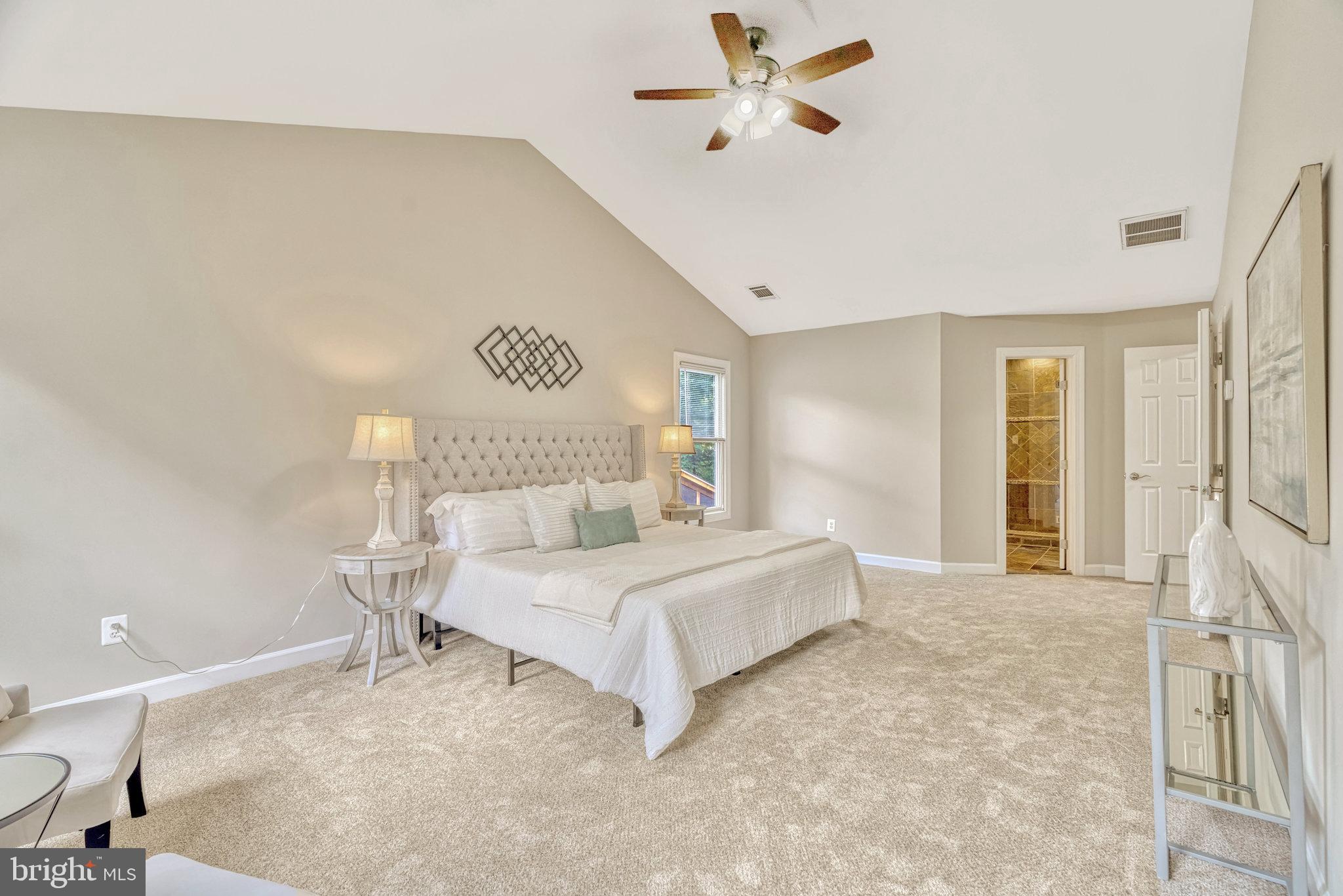 SOUTH RIDING - Residential