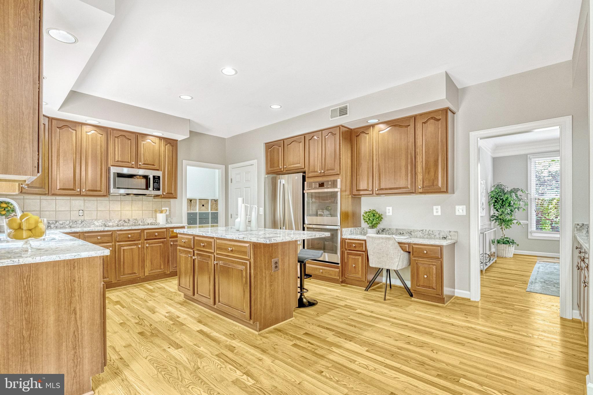 SOUTH RIDING - Residential