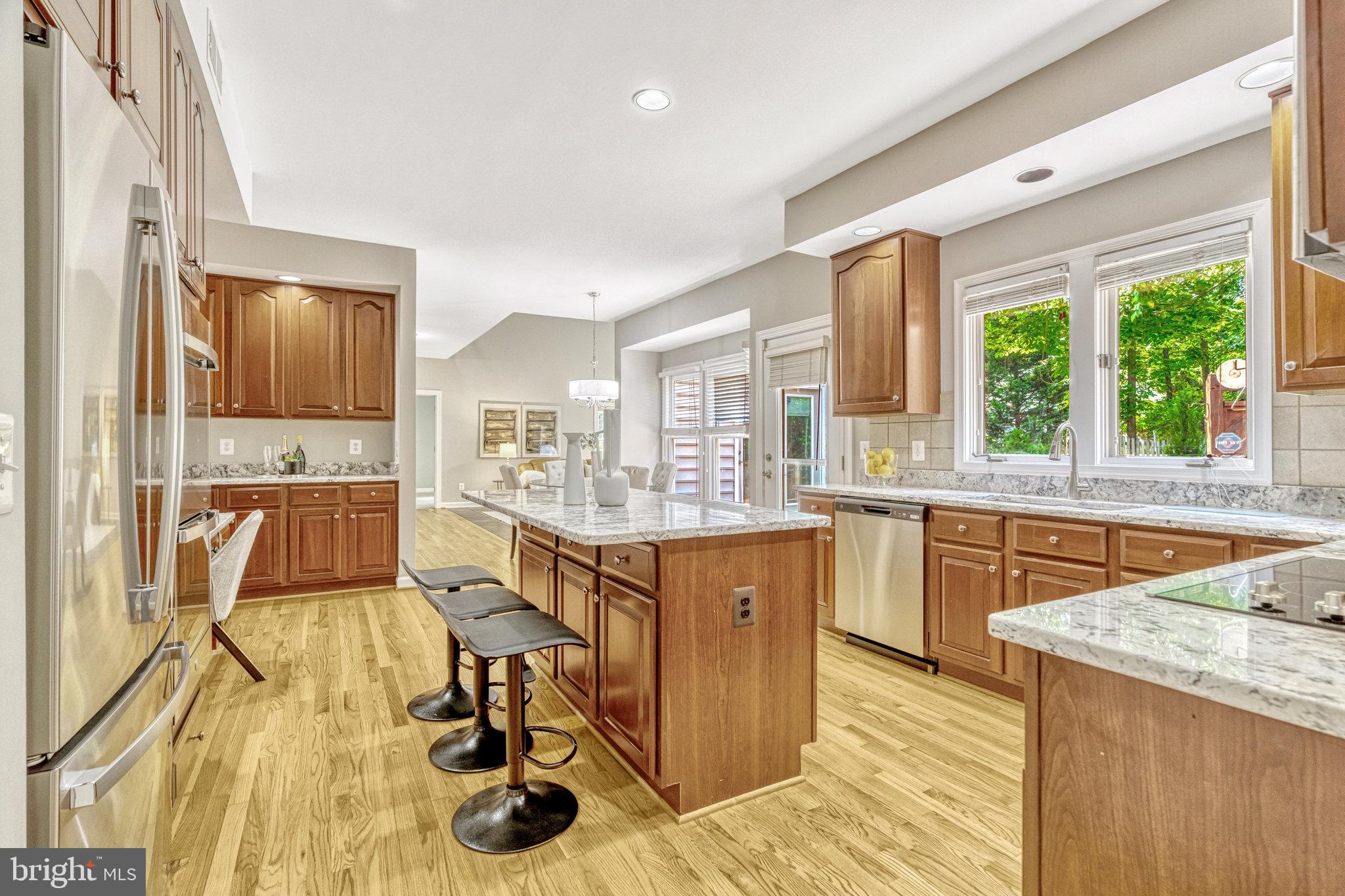 SOUTH RIDING - Residential