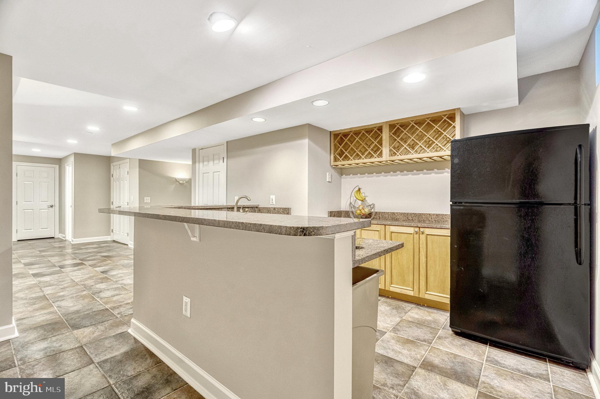 SOUTH RIDING - Residential