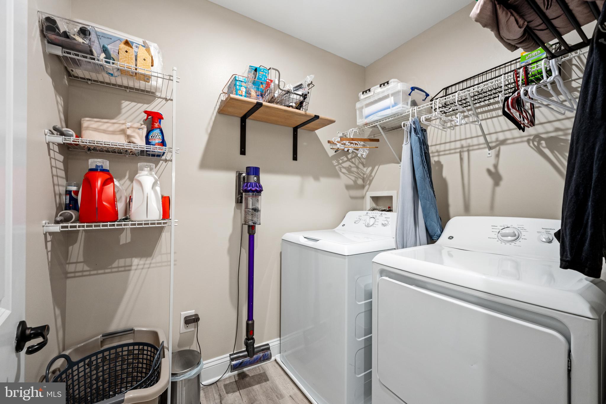 GLEN RIDDLE - Residential