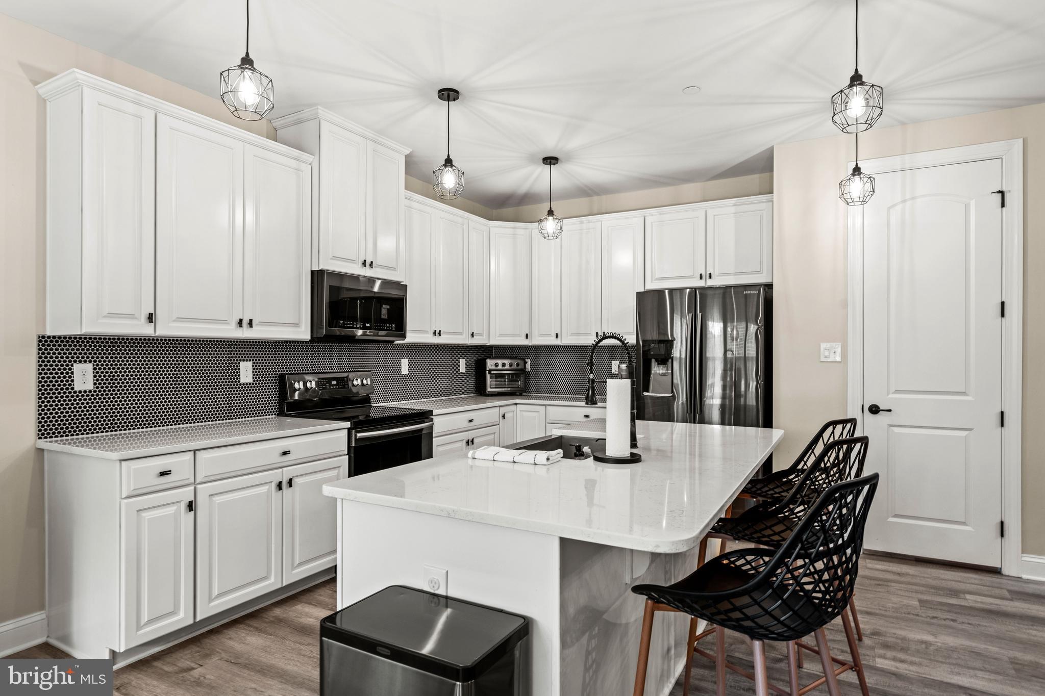 GLEN RIDDLE - Residential