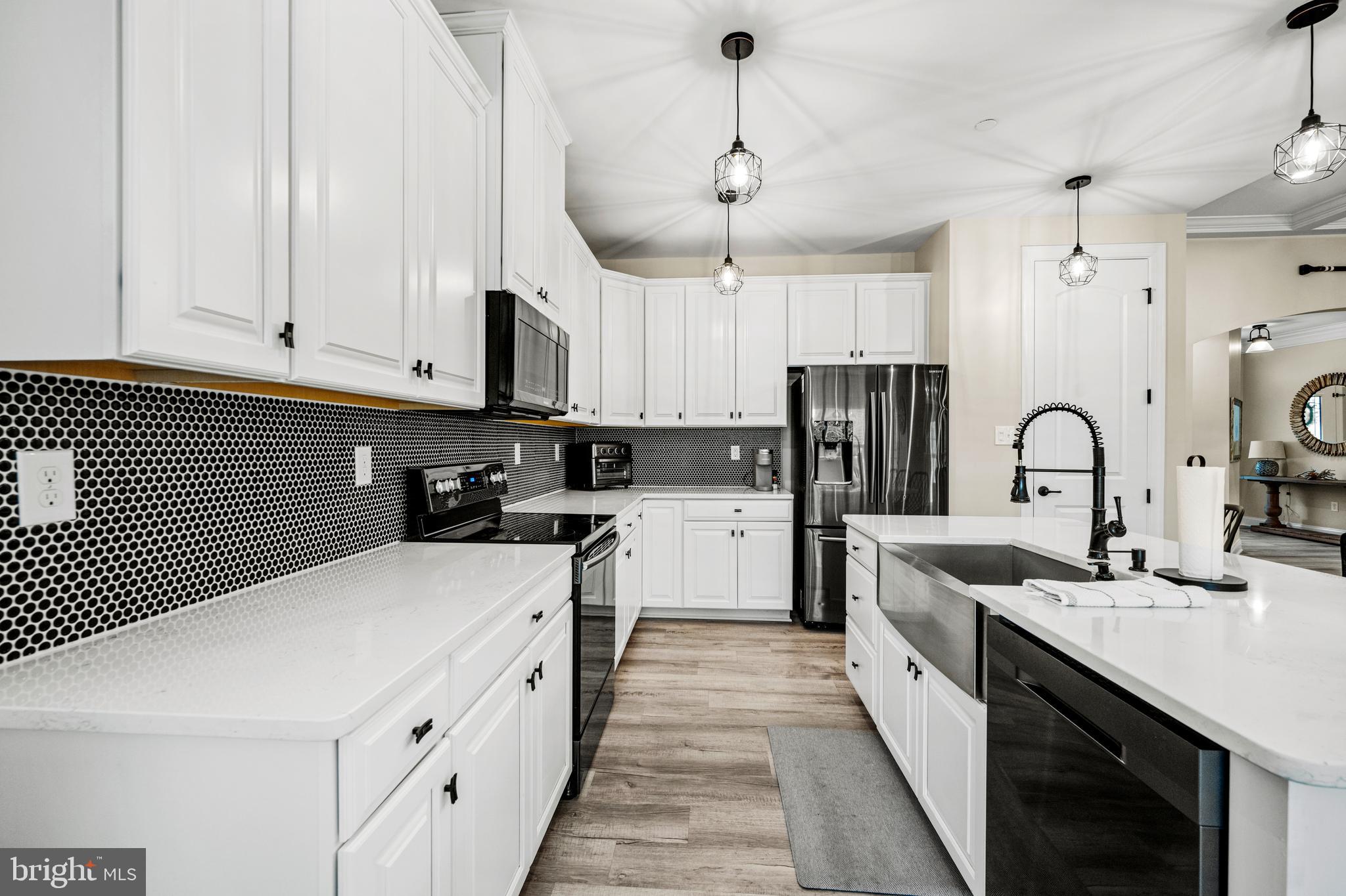 11759 MAID AT ARMS LANE