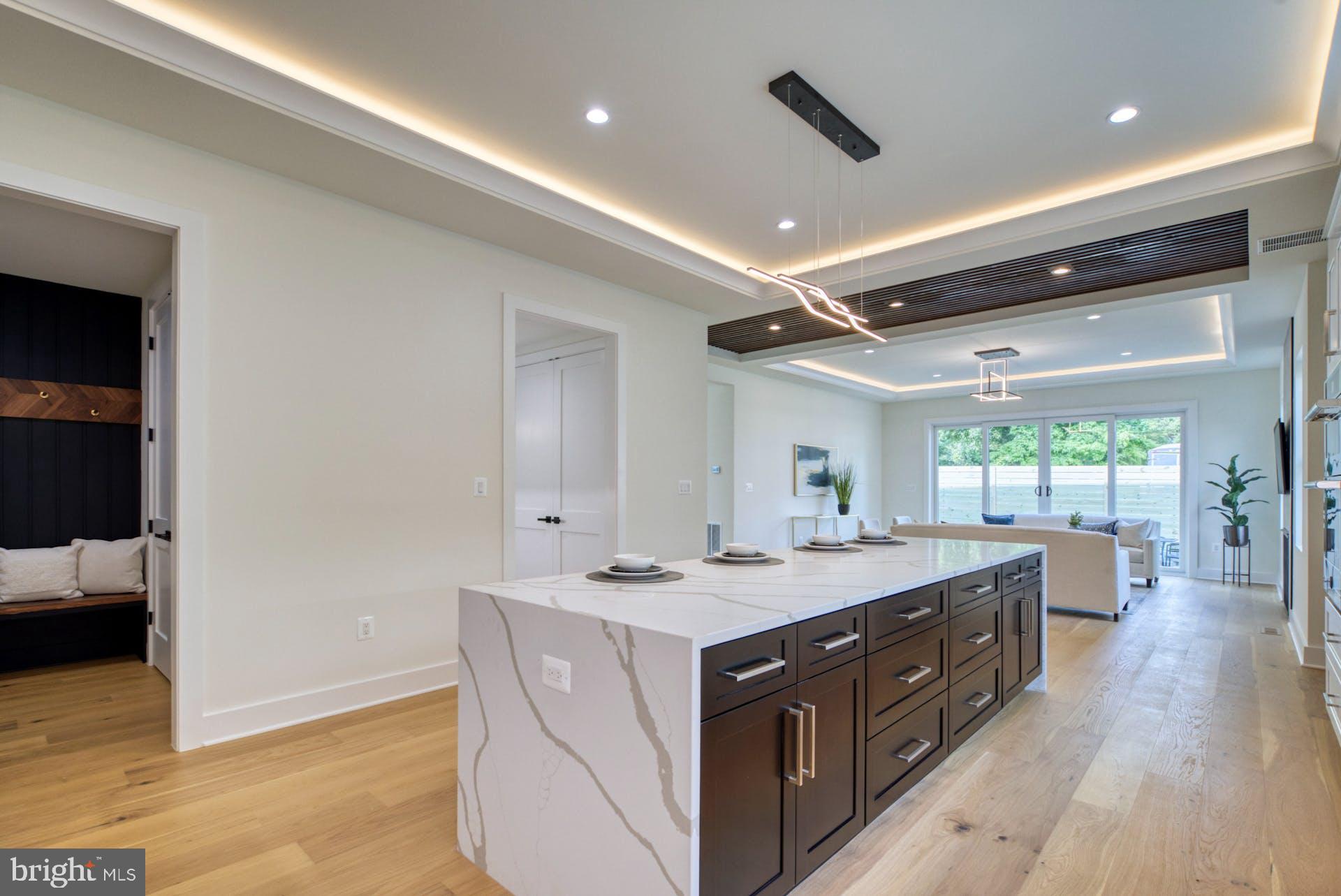 HUNTING RIDGE - Residential