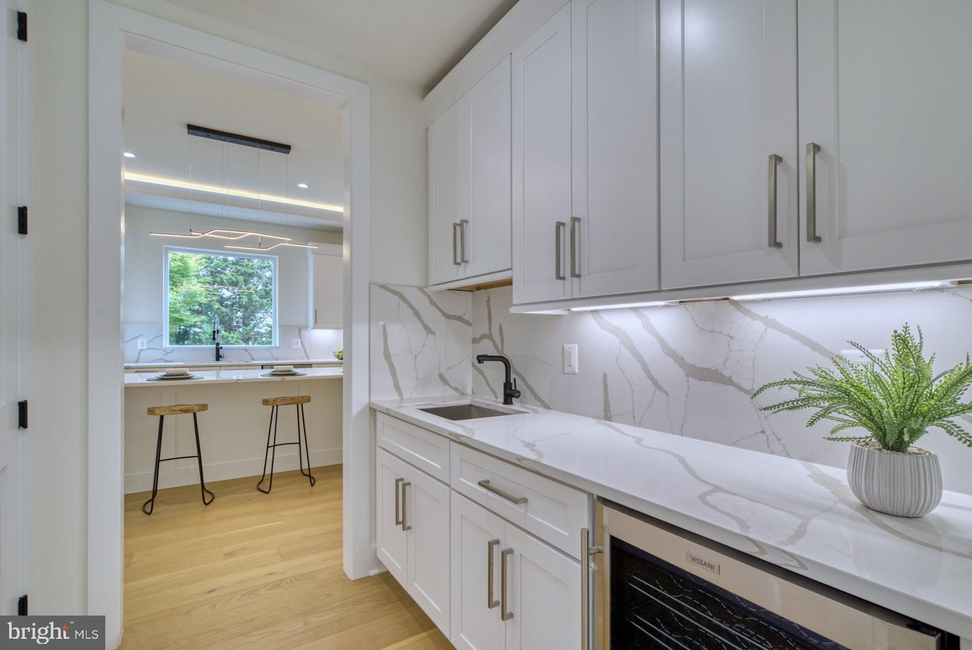 HUNTING RIDGE - Residential