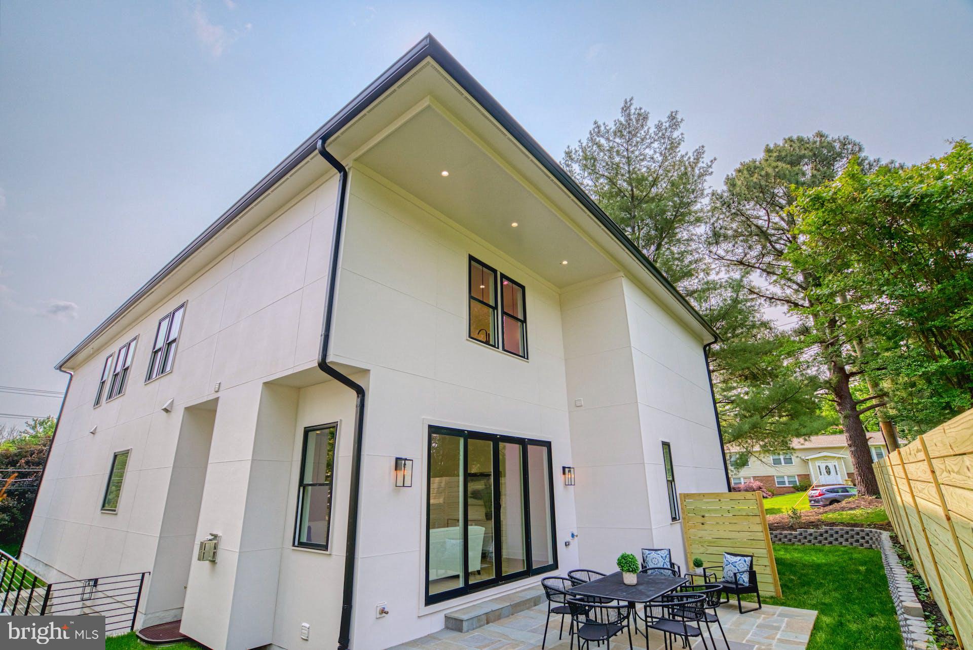 HUNTING RIDGE - Residential