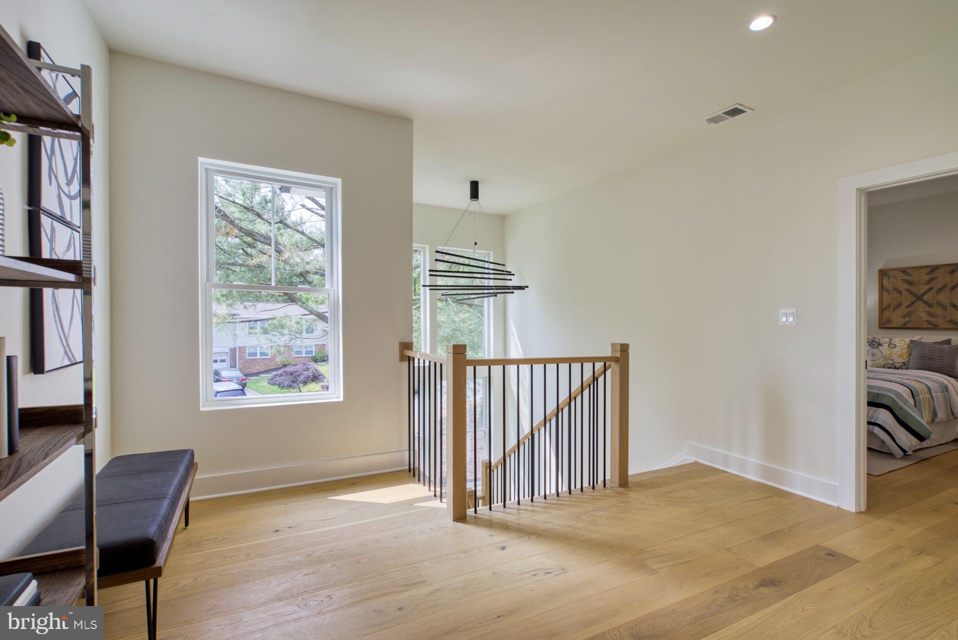 HUNTING RIDGE - Residential