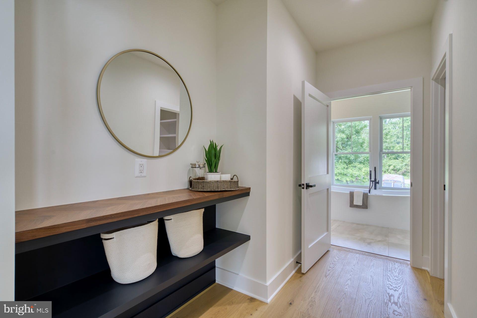 HUNTING RIDGE - Residential