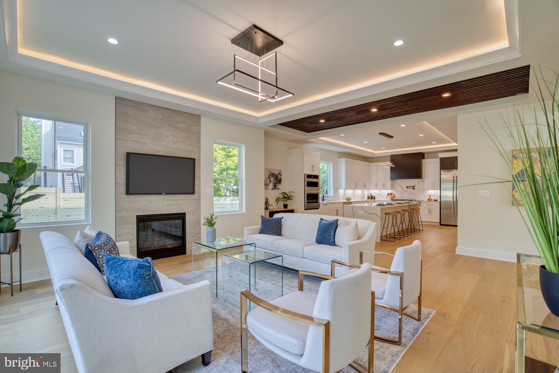 HUNTING RIDGE - Residential