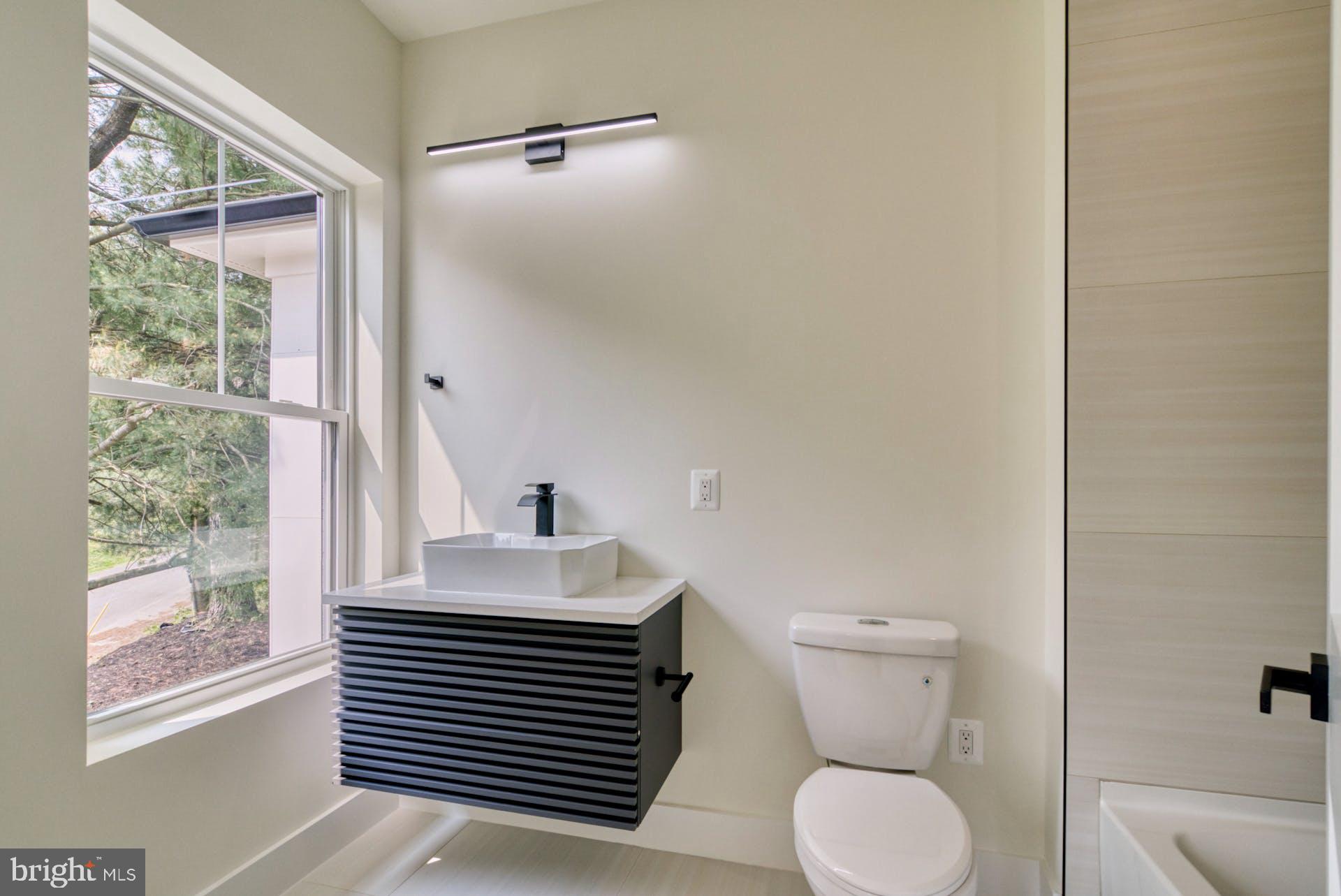 HUNTING RIDGE - Residential