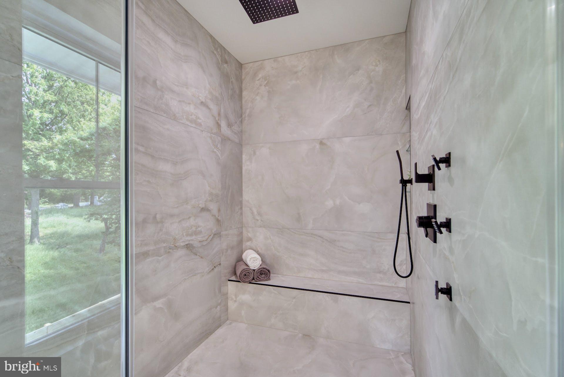 HUNTING RIDGE - Residential