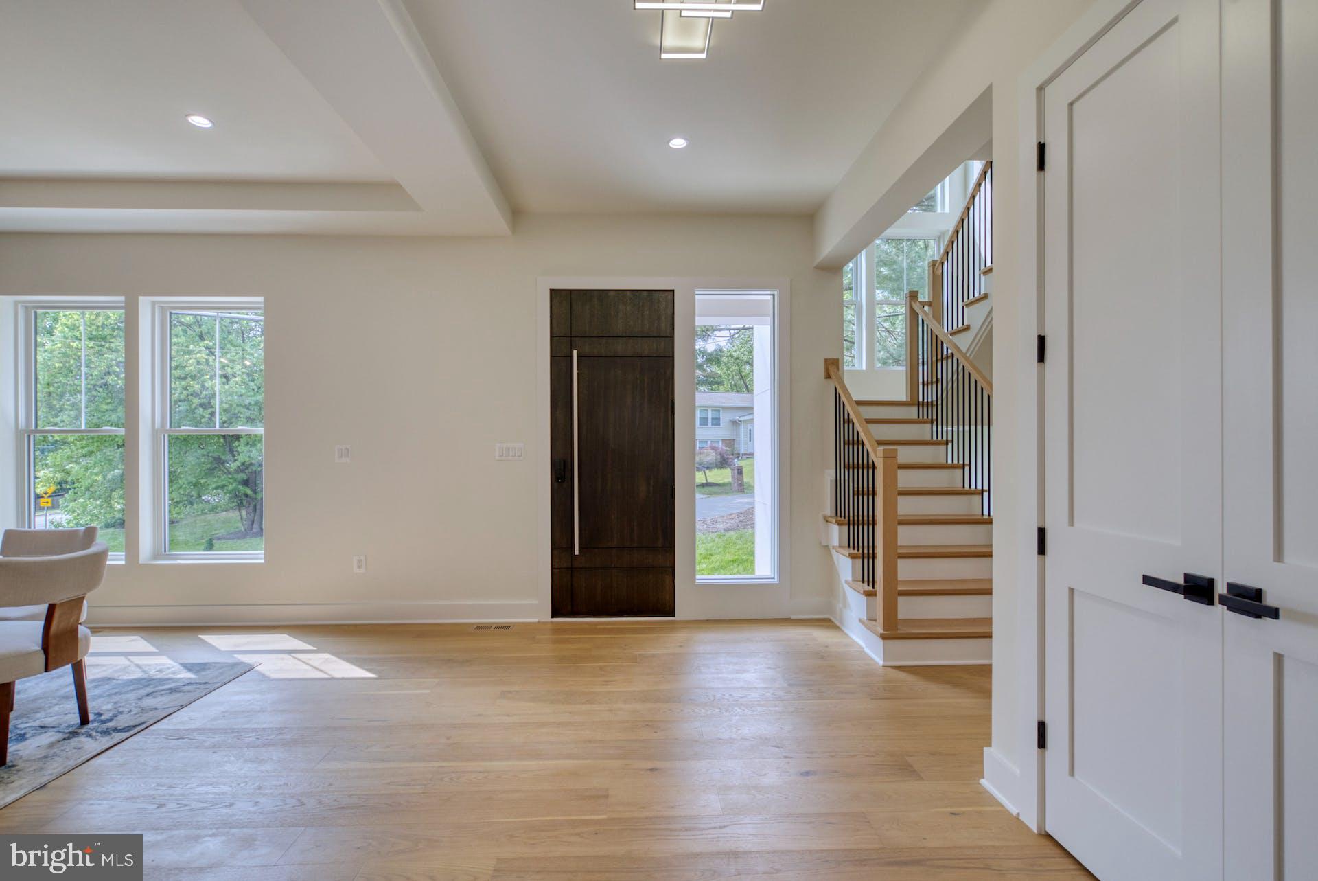 HUNTING RIDGE - Residential