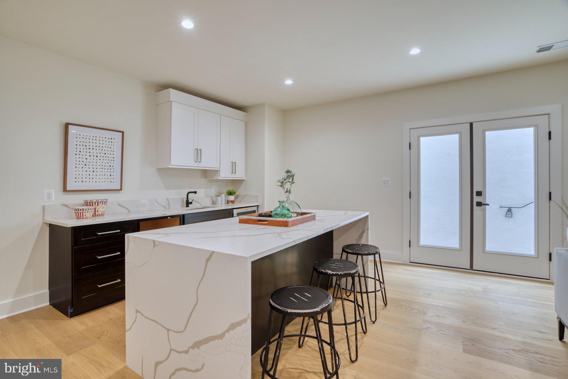 HUNTING RIDGE - Residential