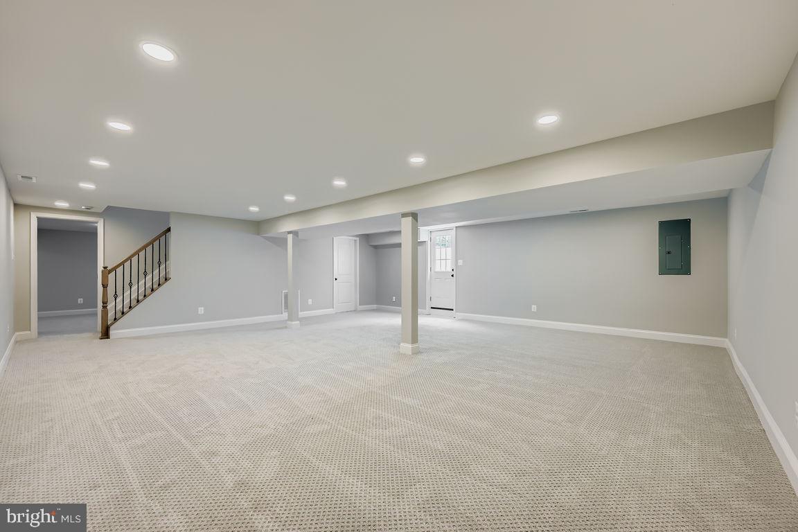 REISTERSTOWN - Residential