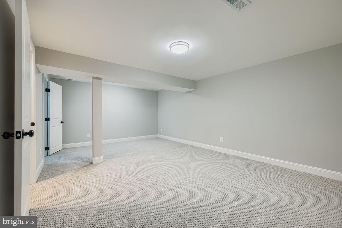 REISTERSTOWN - Residential