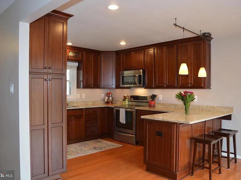 12802 MIDDLETON LANE