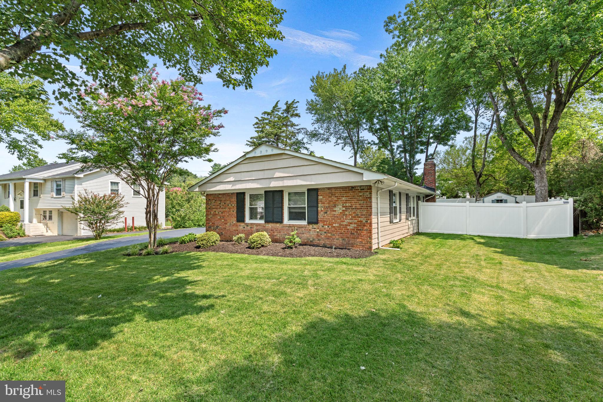 12802 MIDDLETON LANE