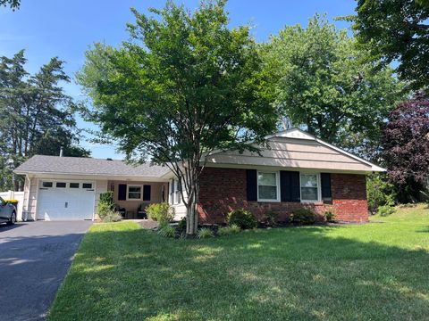 Photo of 12802 Middleton Lane, FAIRFAX, VA 22033 (MLS # VAFX2326564)