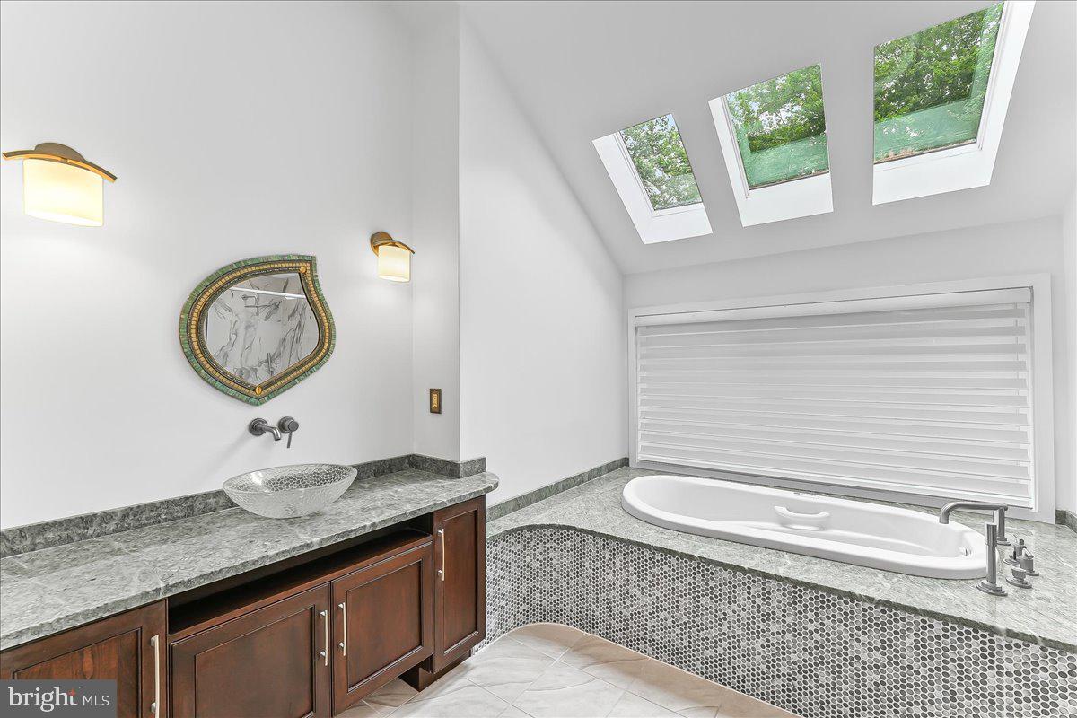 BROAD RUN - Residential