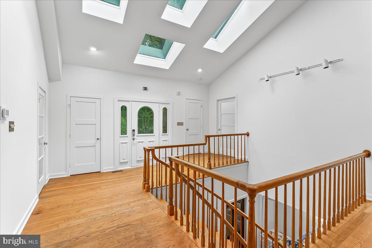 BROAD RUN - Residential