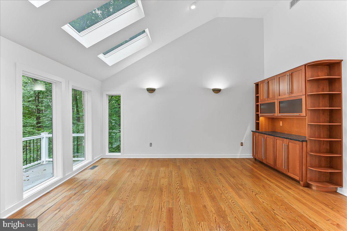 BROAD RUN - Residential