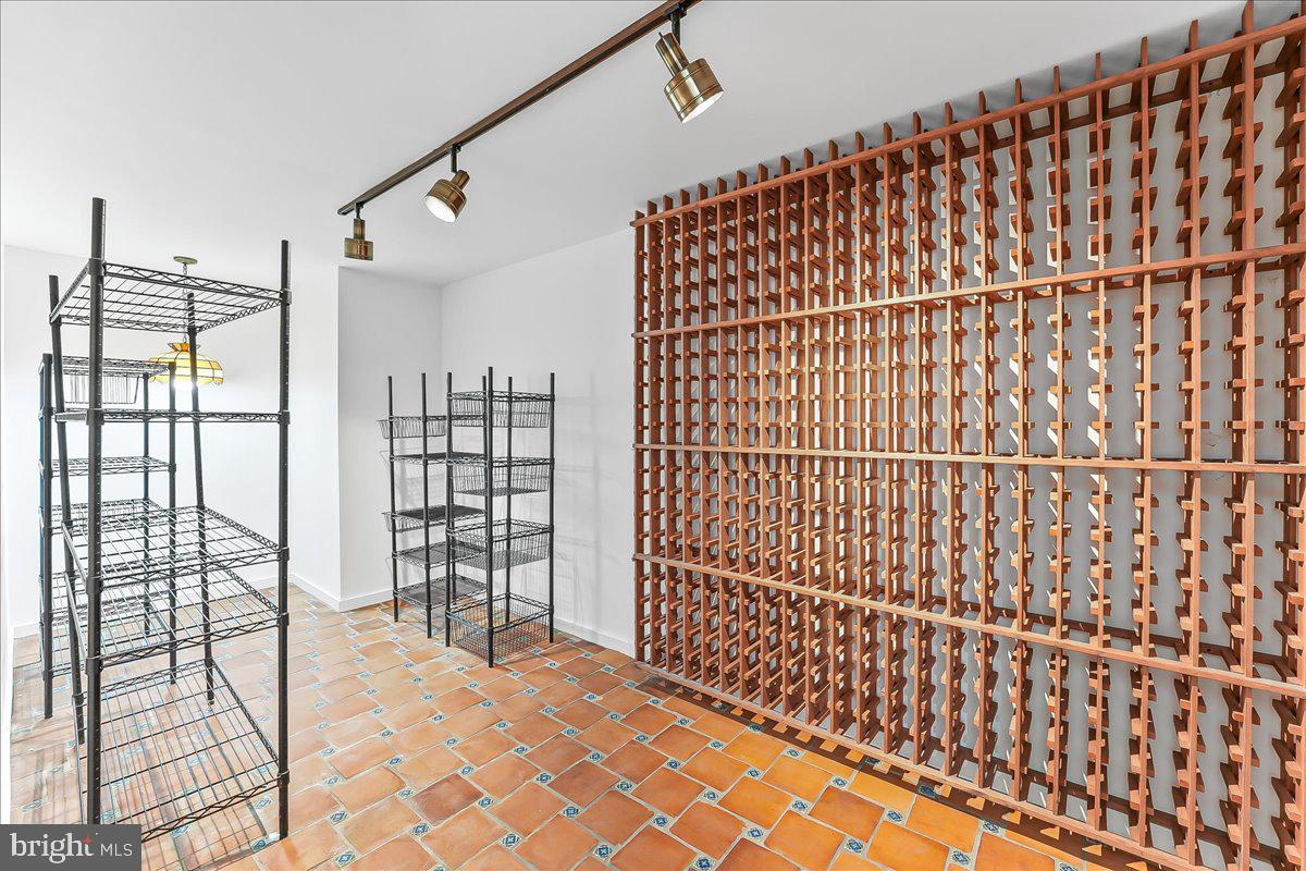 BROAD RUN - Residential