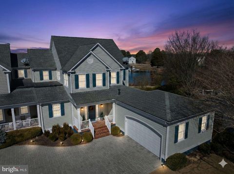 Townhouse For Sale - 62 Westbay Drive<br/> KILMARNOCK, VA 22482