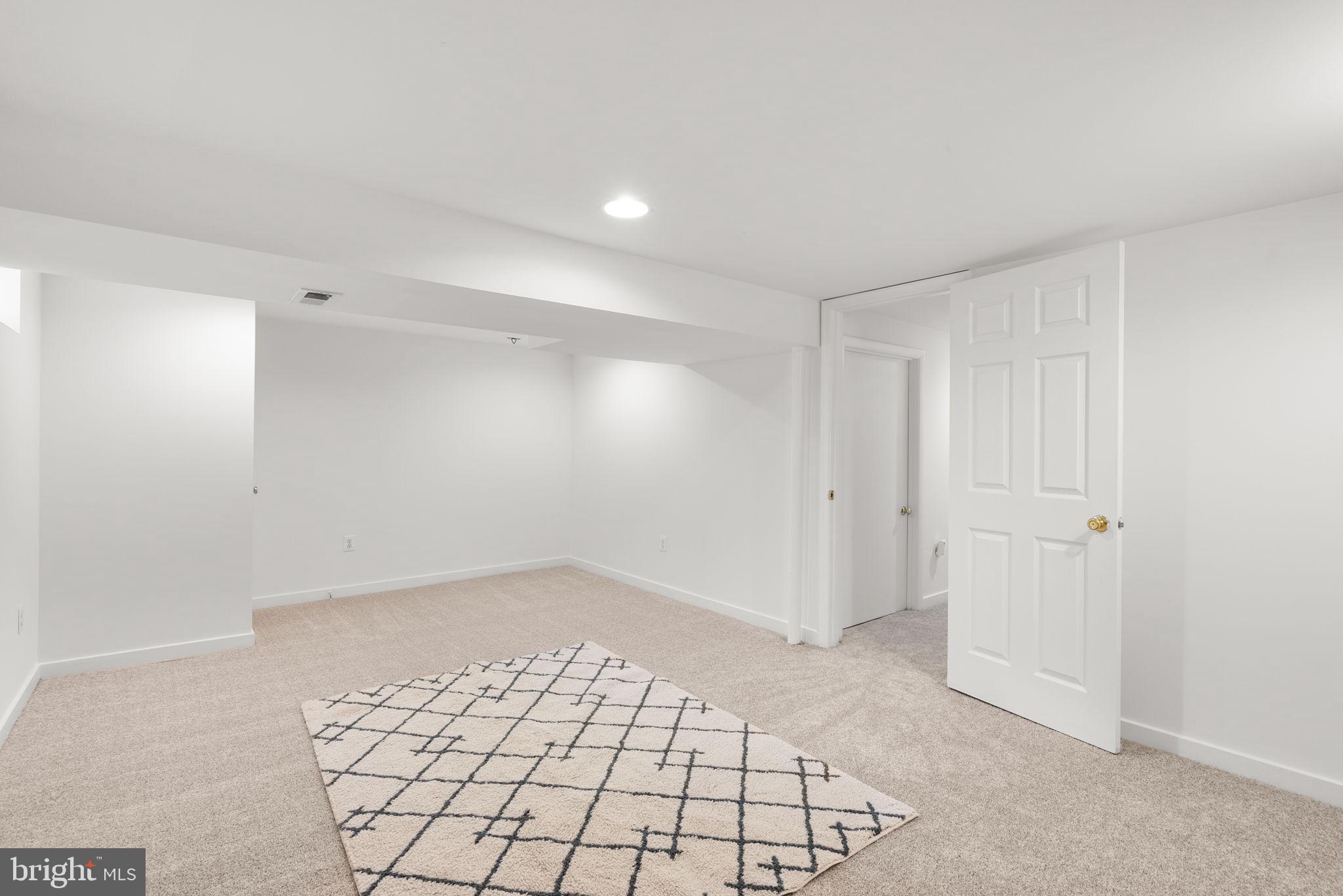 STEVENS FOREST - Residential