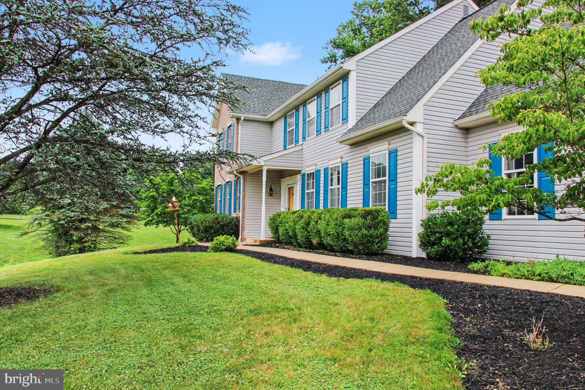 324 MARTINGALE CIRCLE