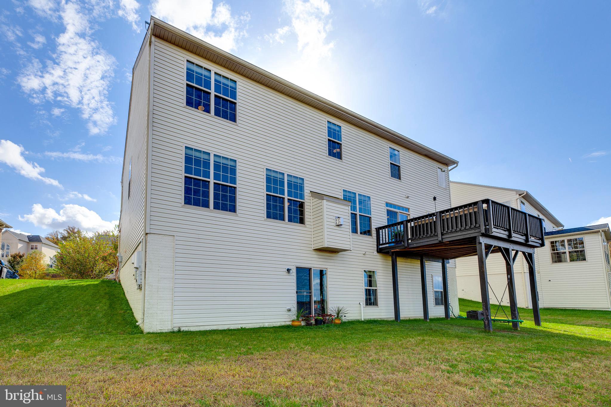 TANTALLON ON THE POTOMAC - Residential