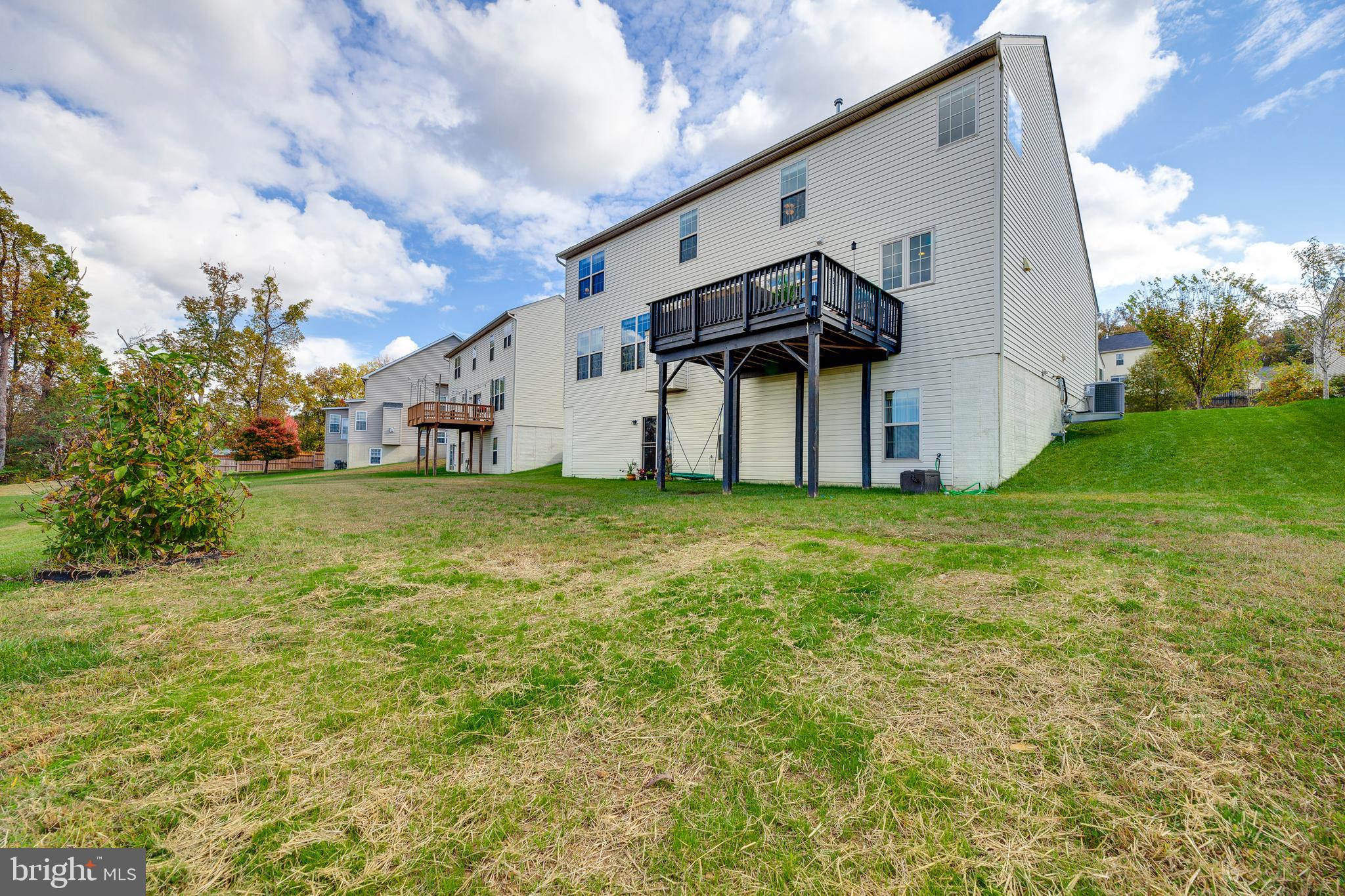 TANTALLON ON THE POTOMAC - Residential