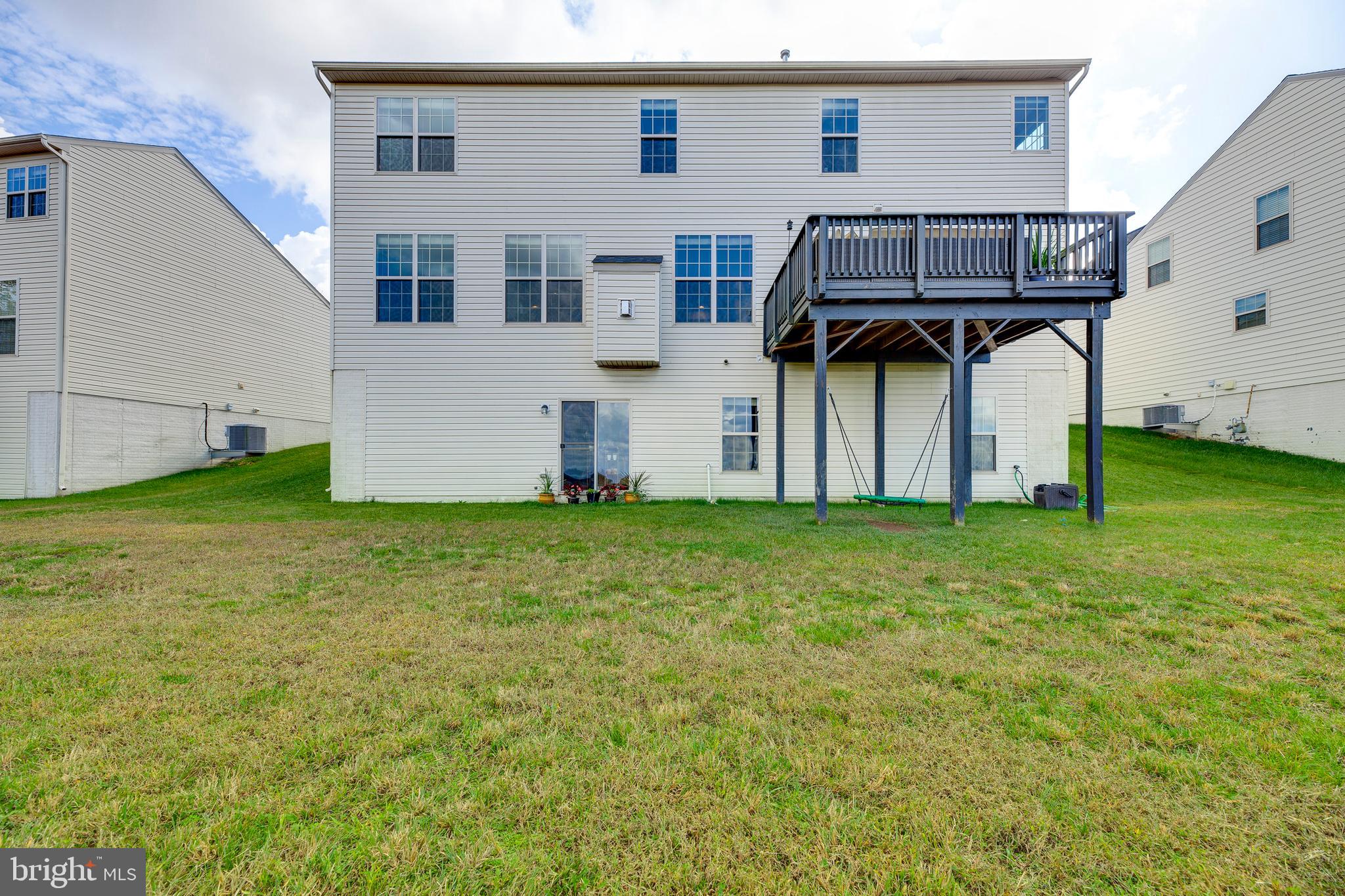 TANTALLON ON THE POTOMAC - Residential