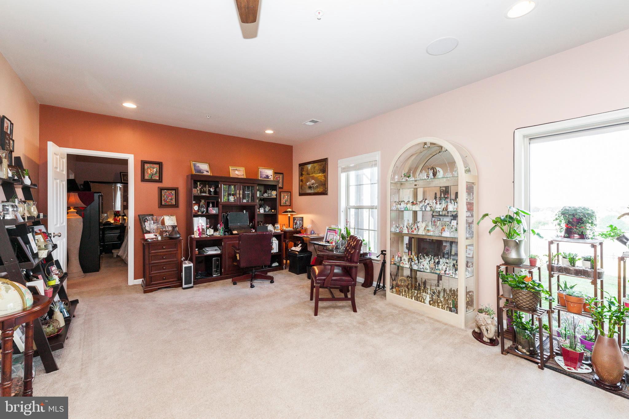 TANTALLON ON THE POTOMAC - Residential