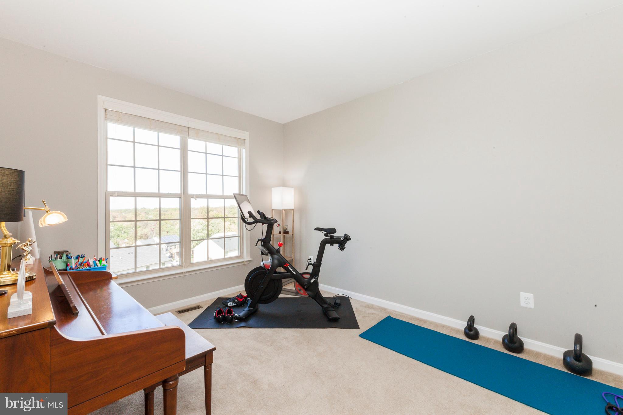 TANTALLON ON THE POTOMAC - Residential