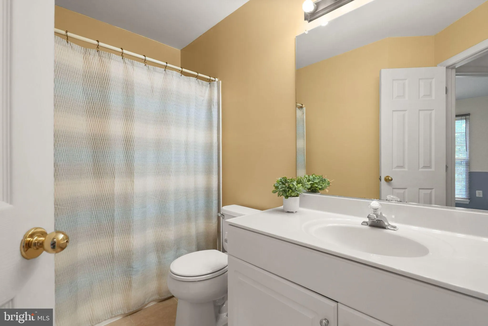 Bristow, Virginia 20136, United States, 5 Bedrooms Bedrooms, ,4 BathroomsBathrooms,Residential,Coming Soon,196073