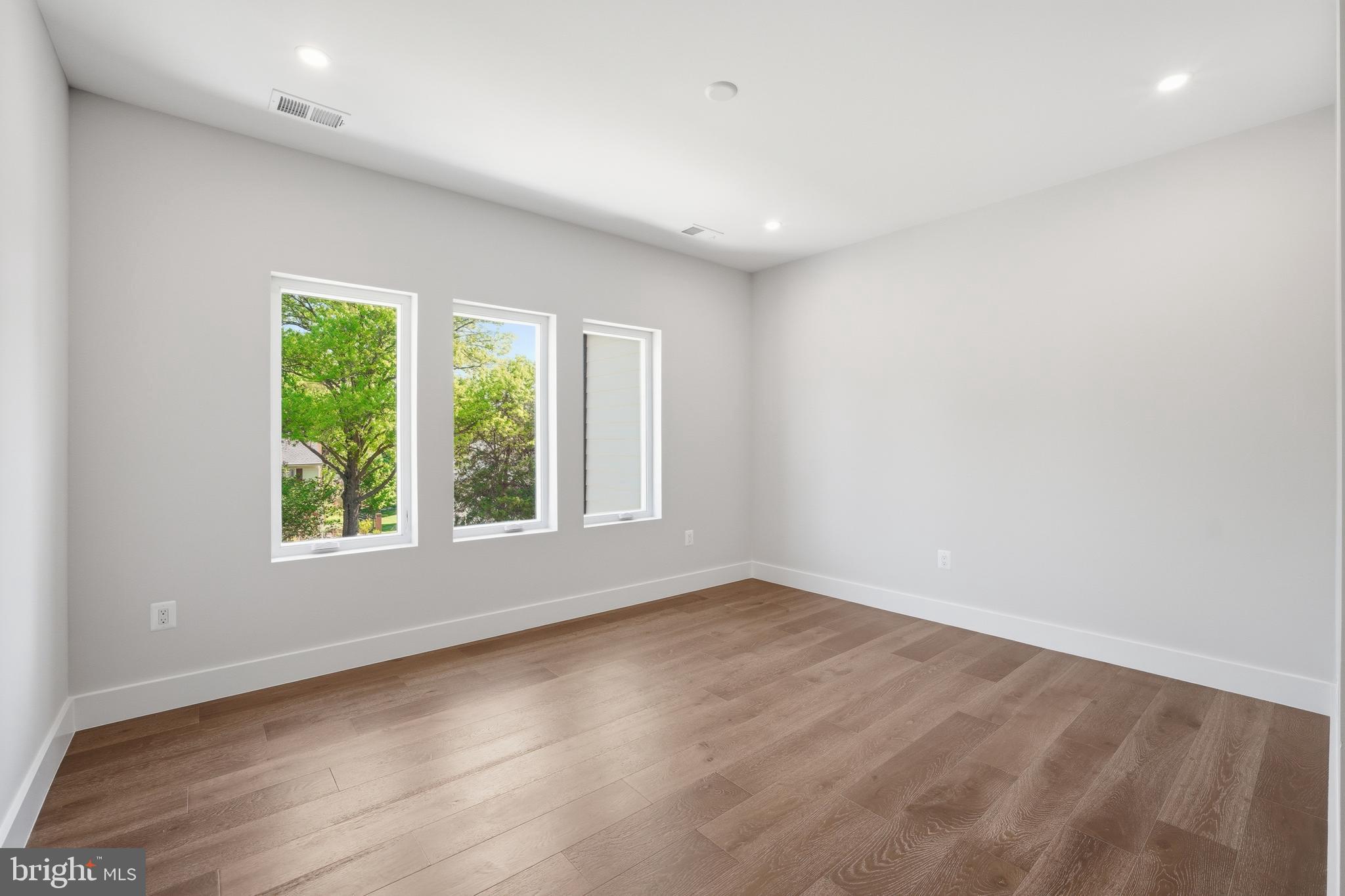 KENMORE FARMS - Residential