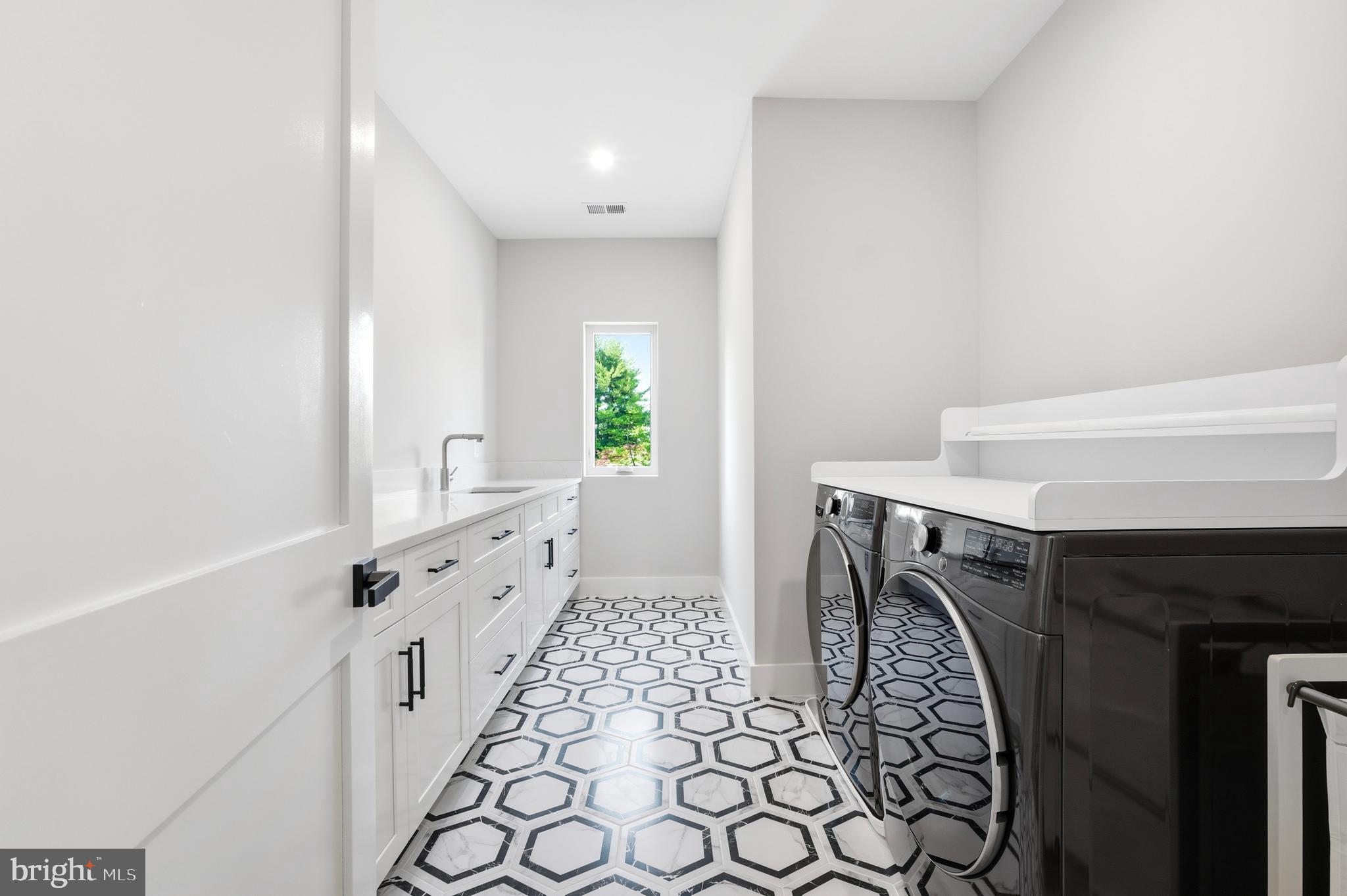 KENMORE FARMS - Residential