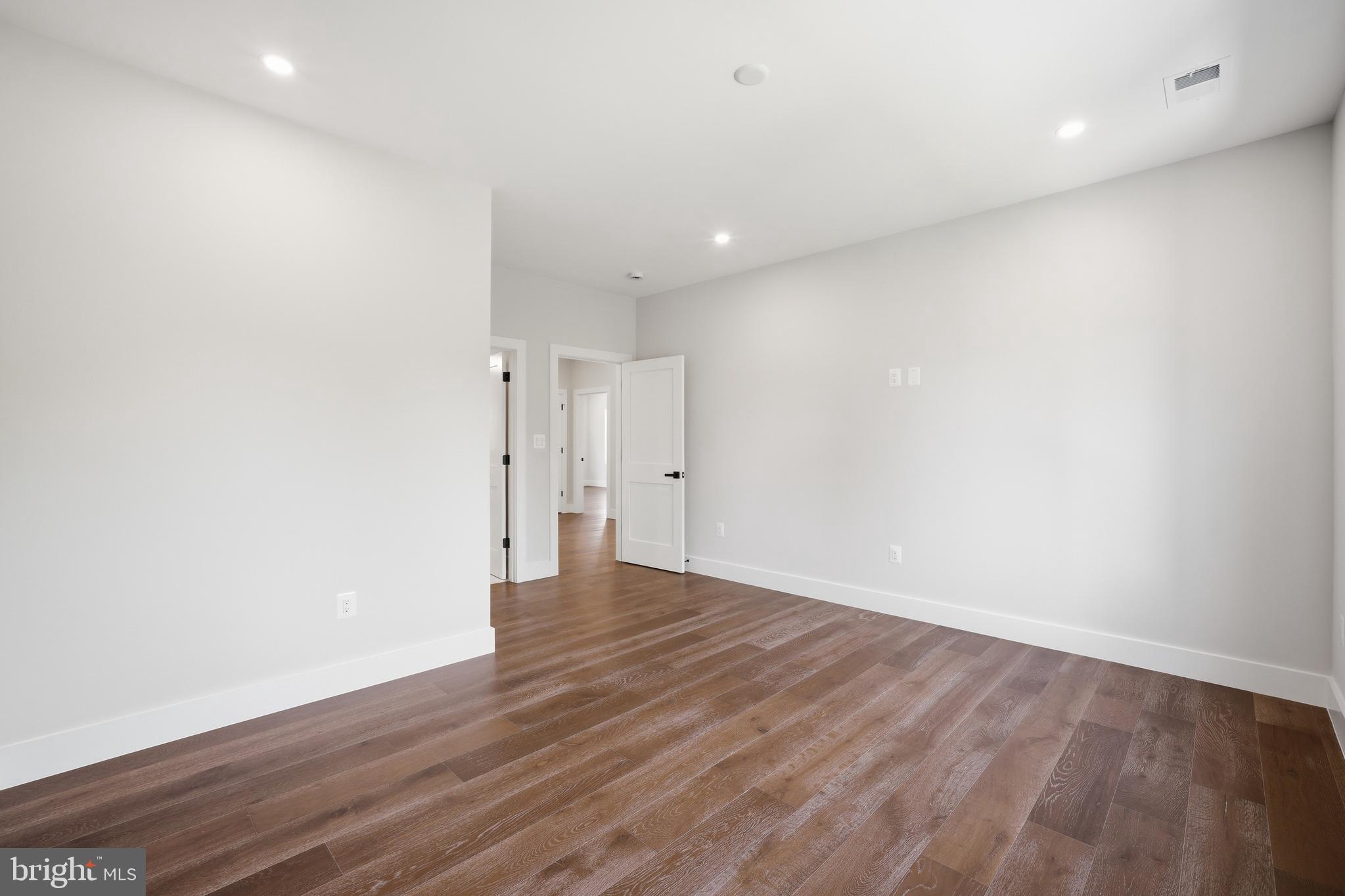 KENMORE FARMS - Residential