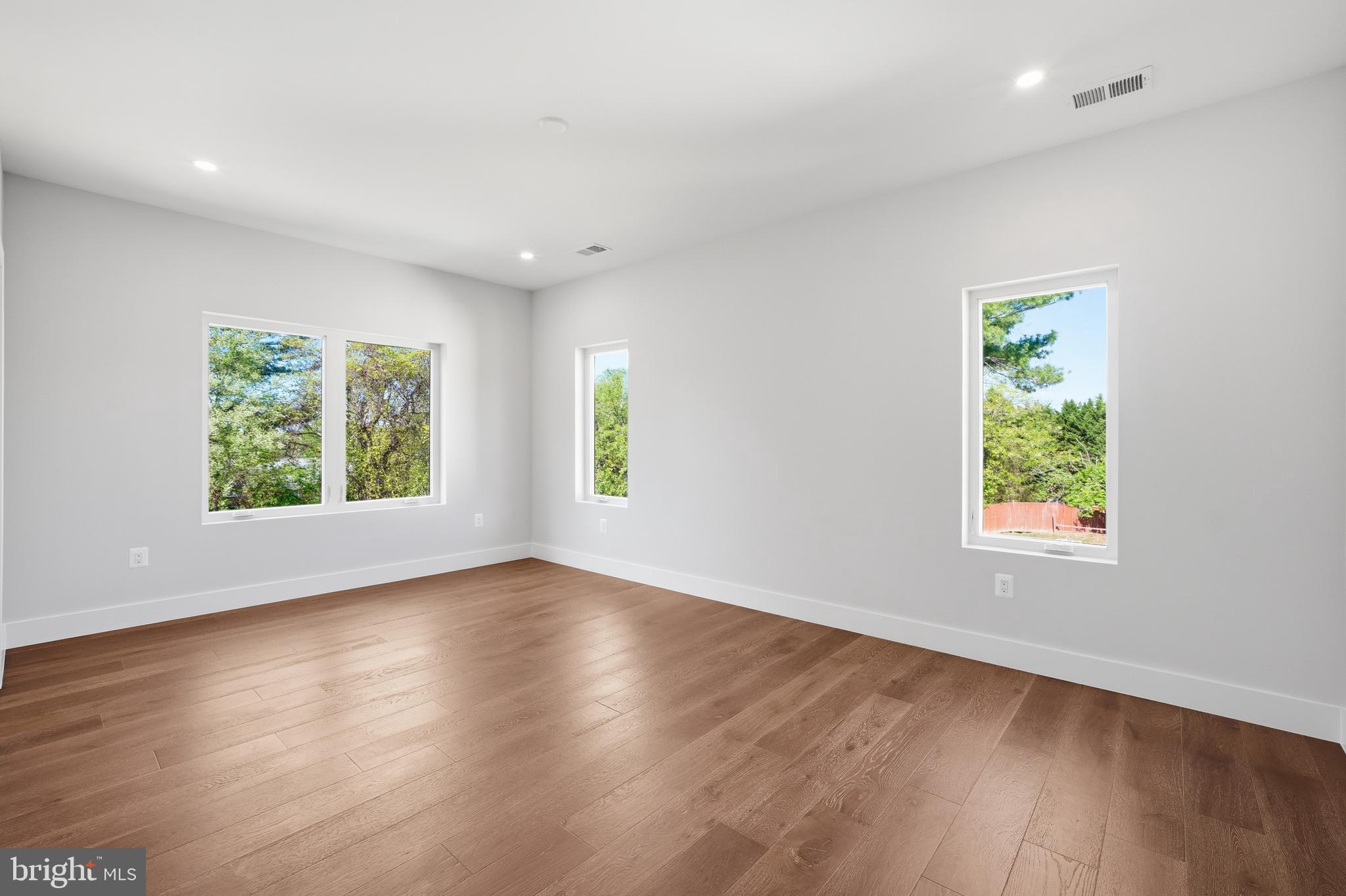 KENMORE FARMS - Residential