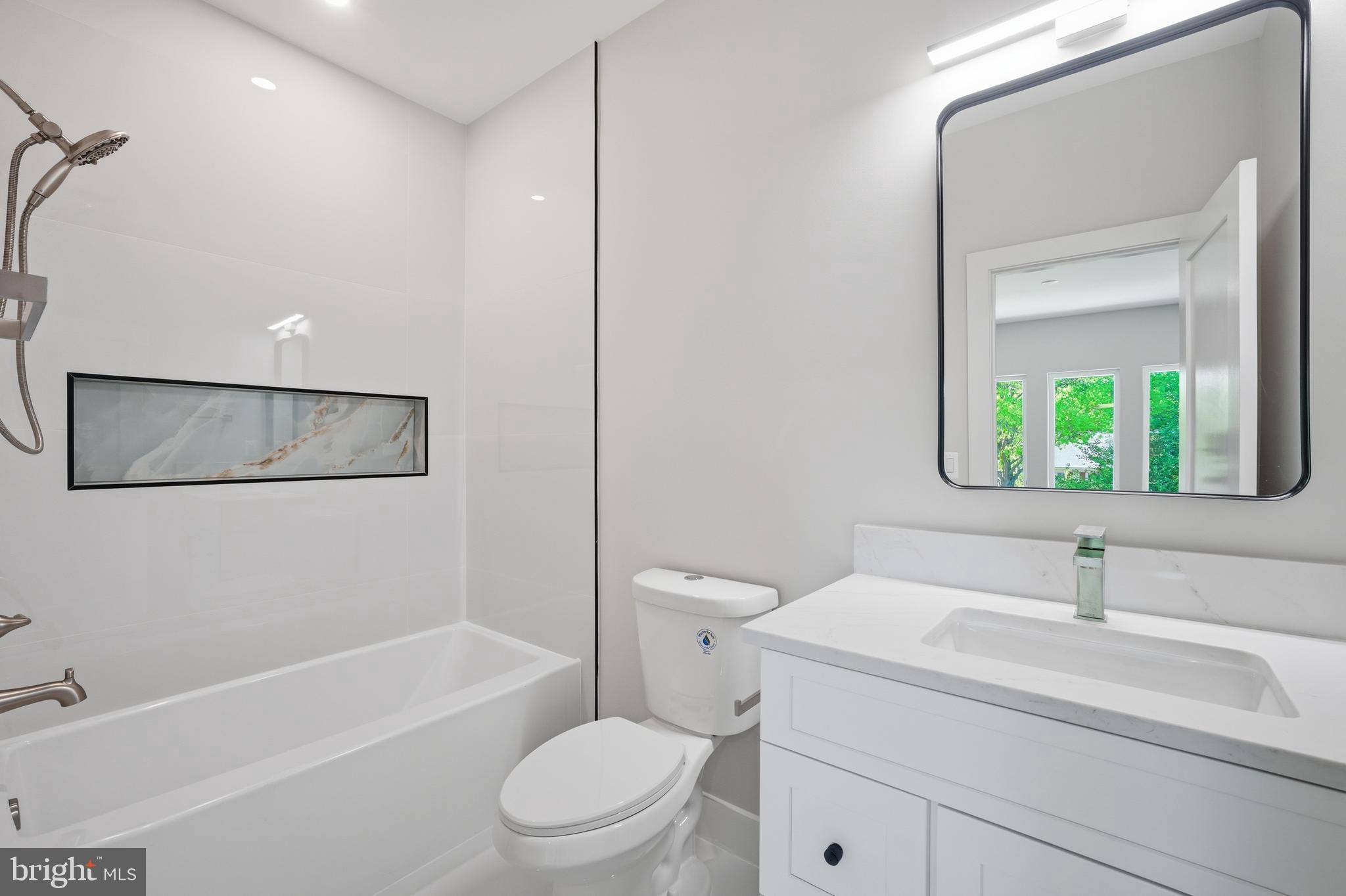 KENMORE FARMS - Residential