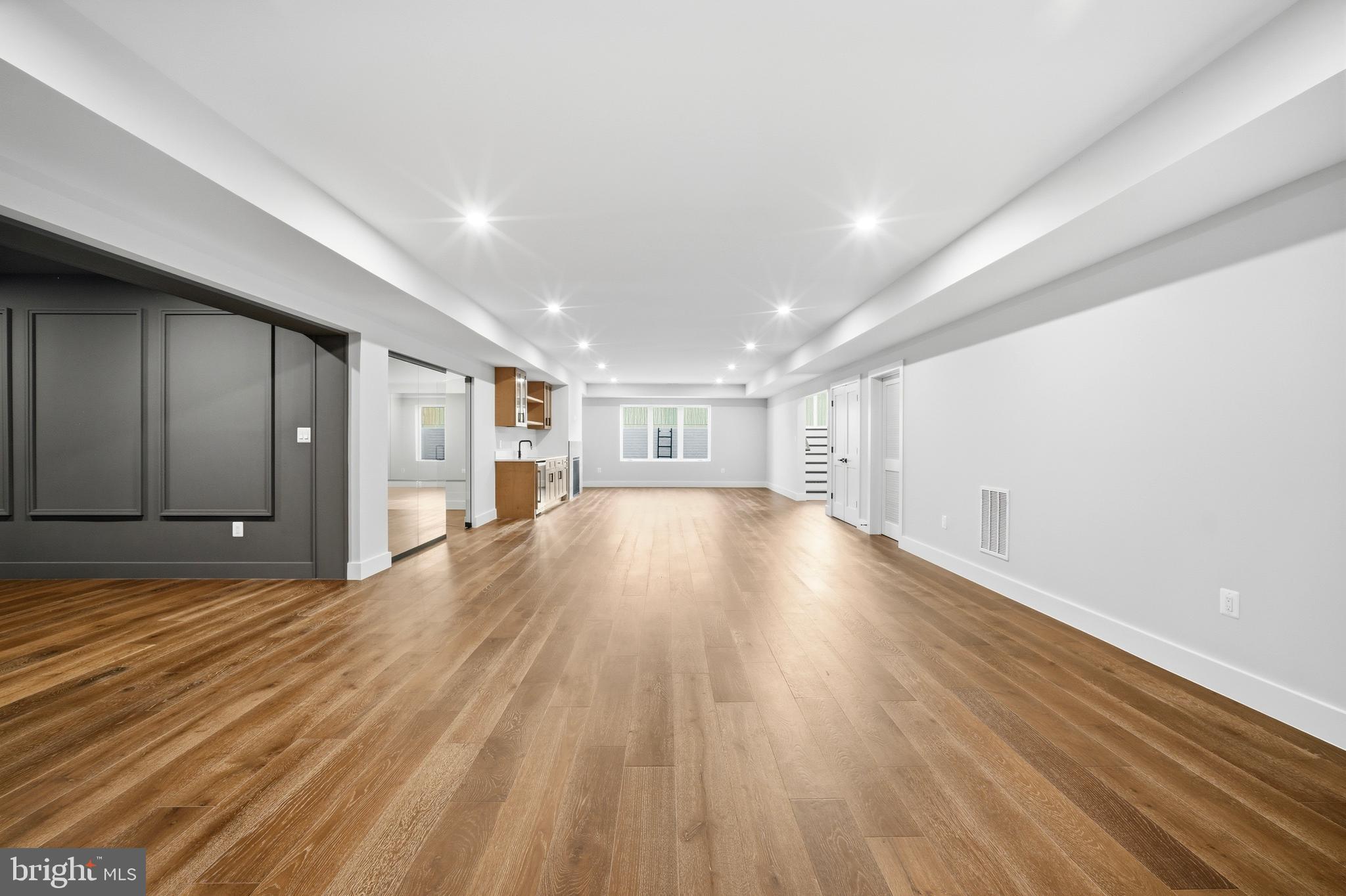 KENMORE FARMS - Residential