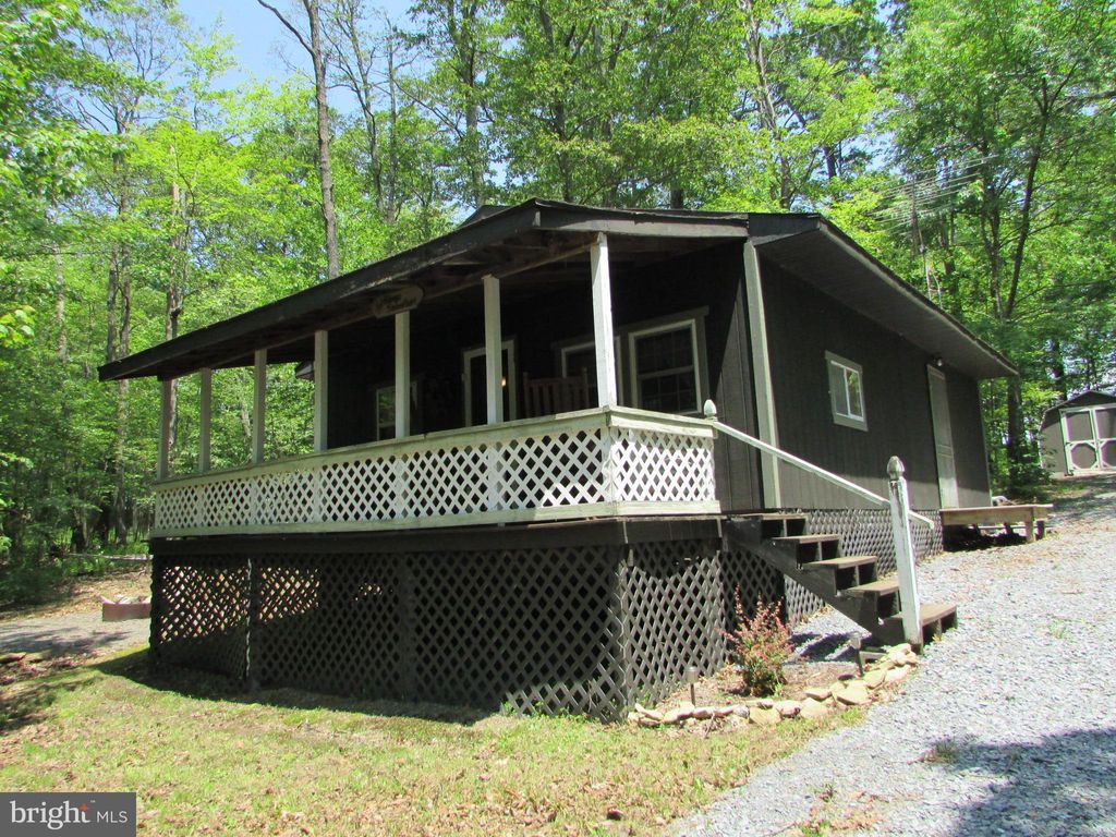 Photo of 293 Snow Shoe Mountain Forest Road, SNOW SHOE, PA 16874 (MLS # PACE2515254)