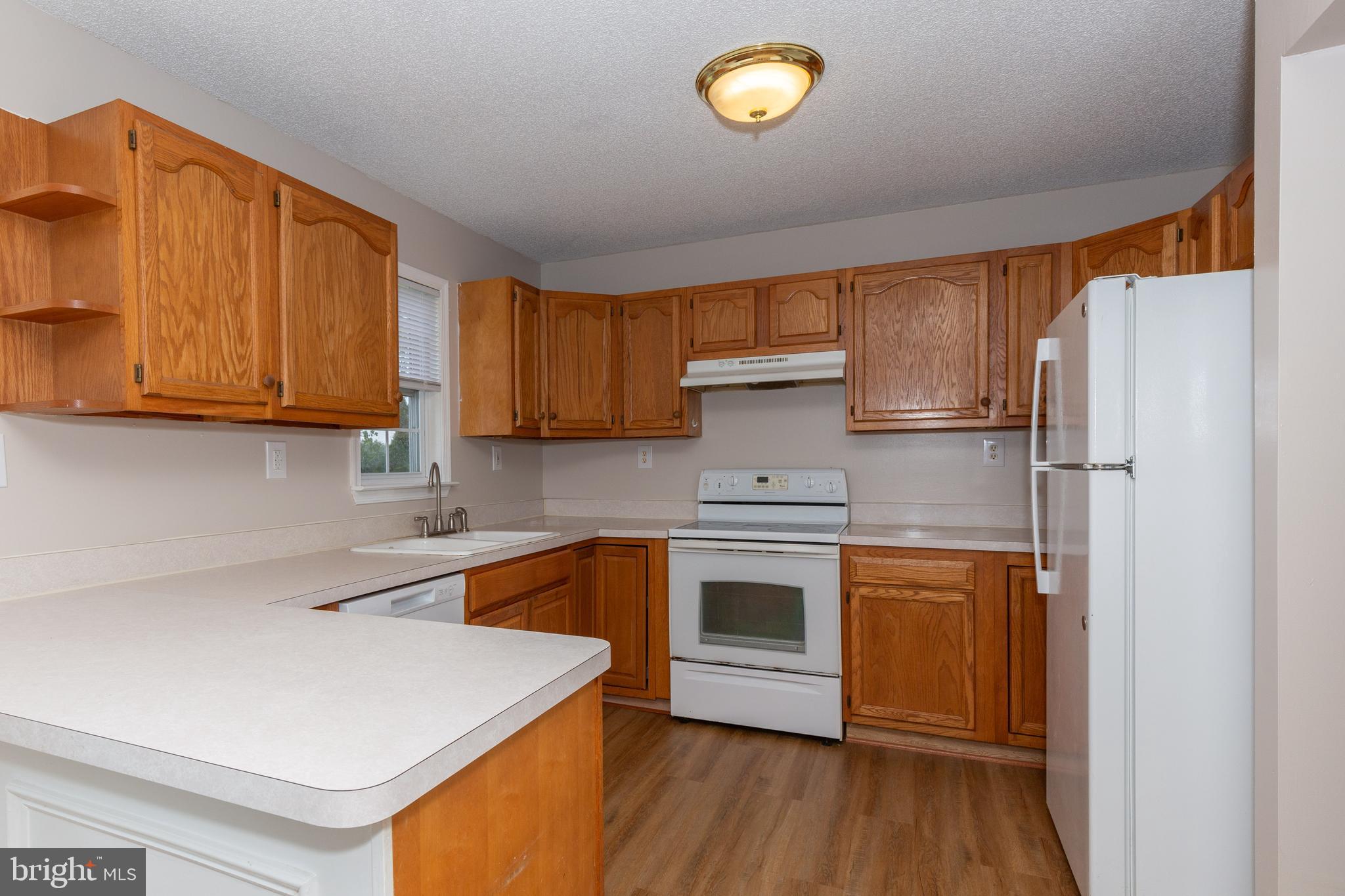 NADENBOUSCH HEIGHTS - Residential Lease