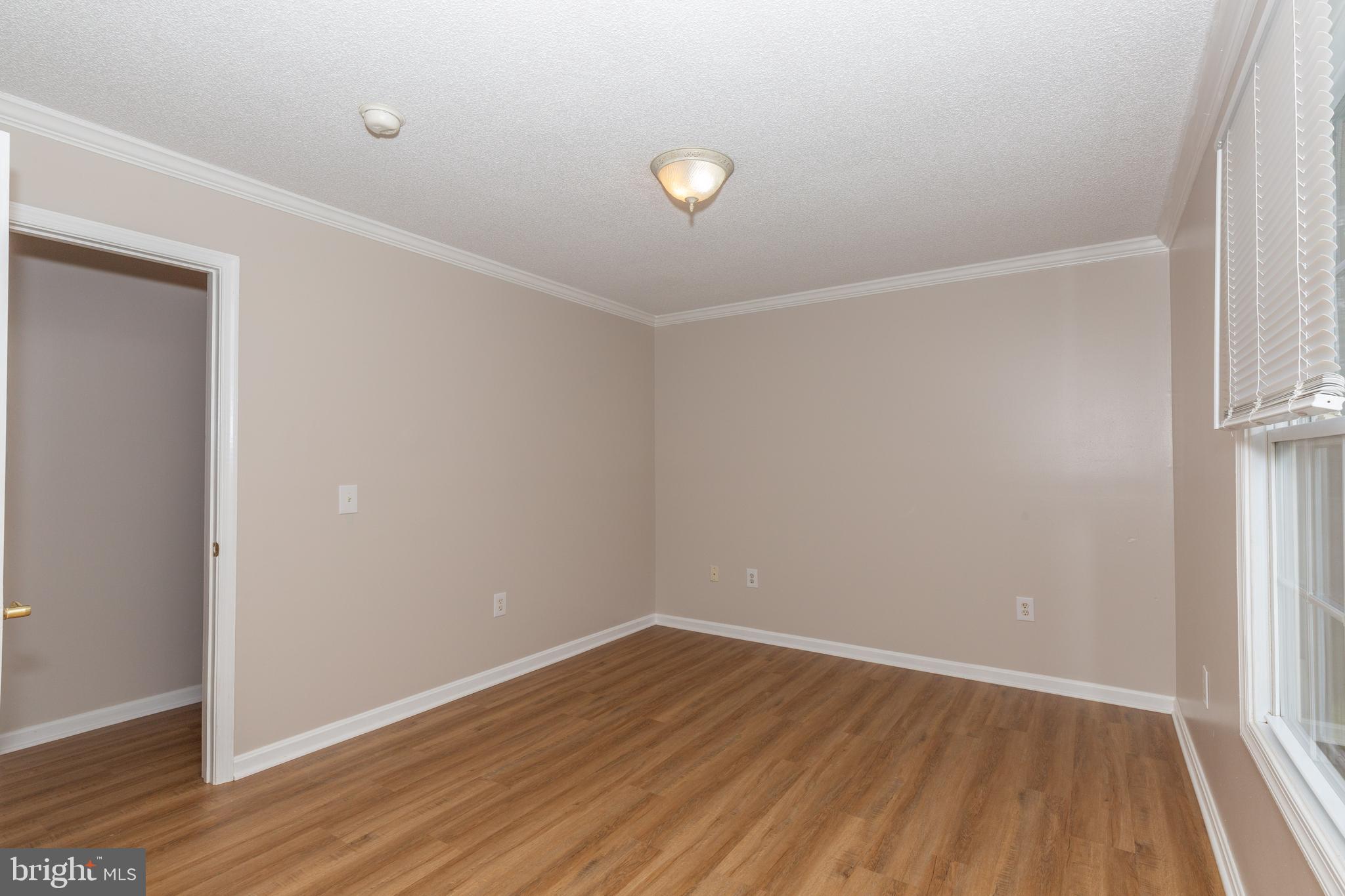 NADENBOUSCH HEIGHTS - Residential Lease