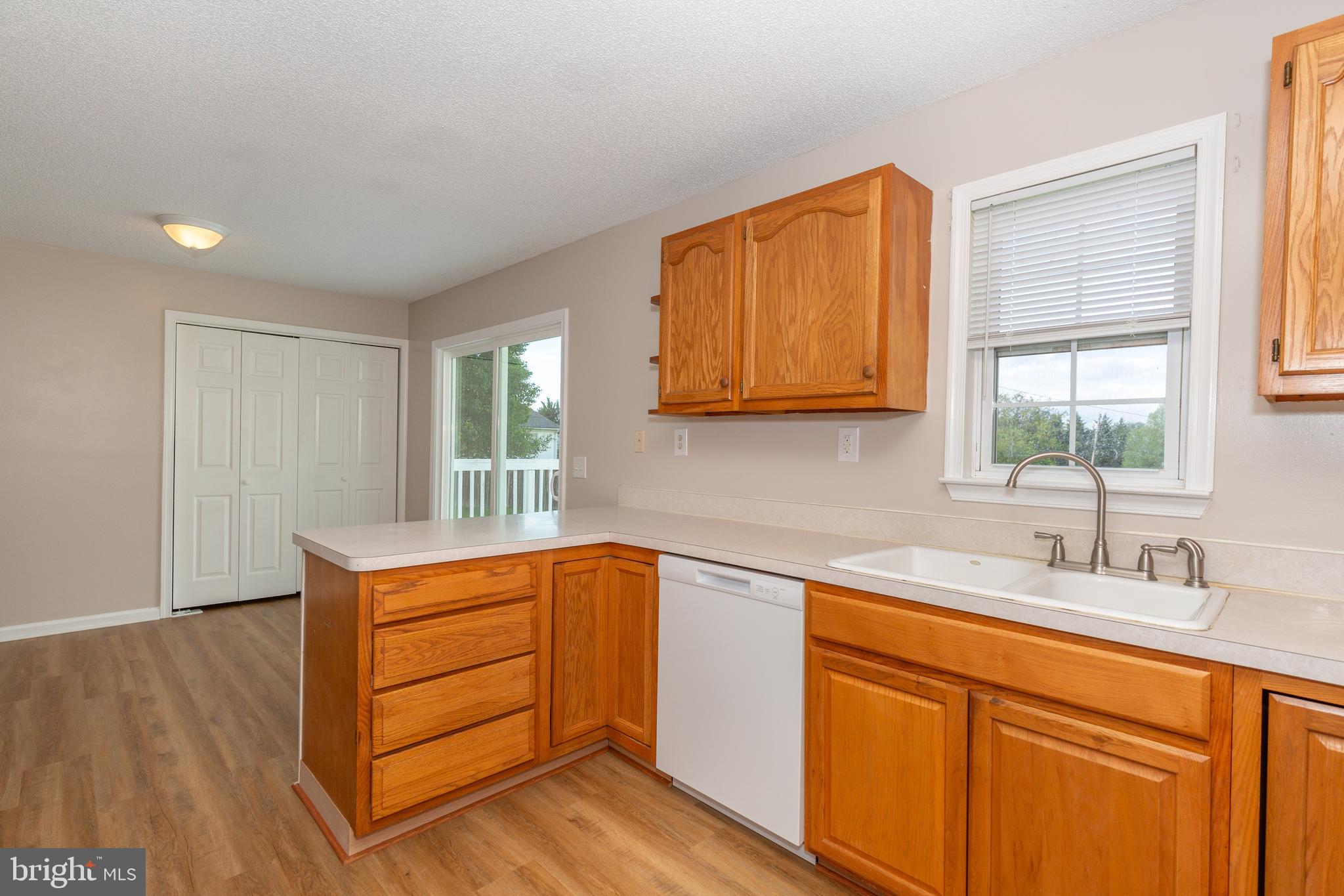 NADENBOUSCH HEIGHTS - Residential Lease