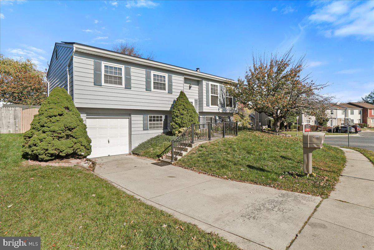 HILLCREST ORCHARDS - Residential